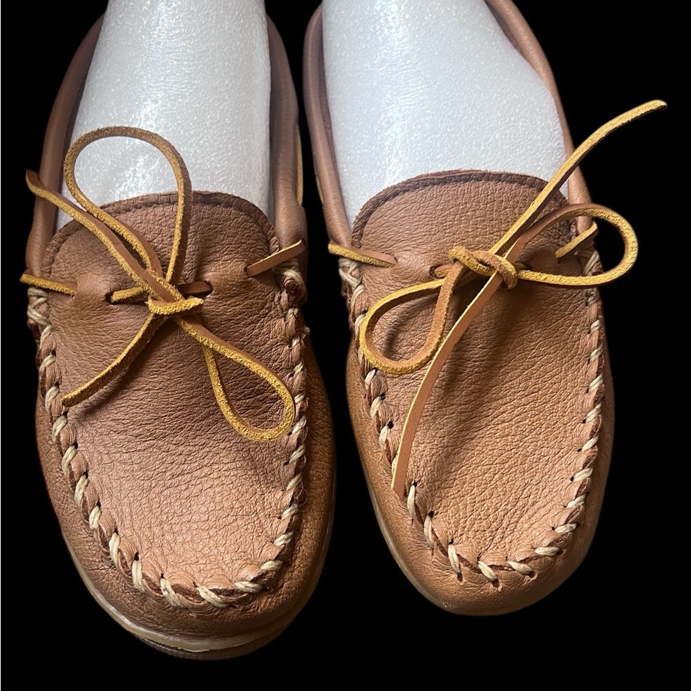 Minnetonka Tan Loafers Slip-On Moccasins